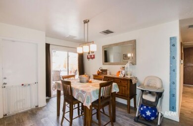 Dining nook