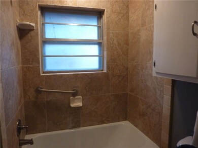 4728 NW 59th Terrace, Oklahoma City, OK 73122 - photo 7