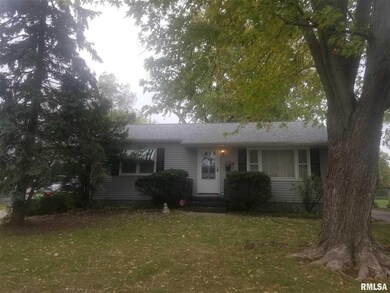2428 Dugan Ct, Davenport, IA 52804 - photo 2