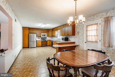 566 Egypt Rd, Phoenixville, PA 19460 - photo 7