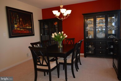 44024 Delphinium Dr, California, MD 20619 - photo 3