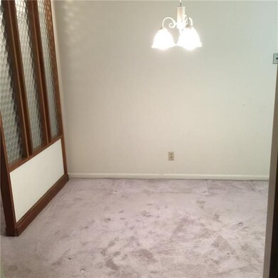 Dining/eating area for kitchen.