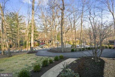 2515 Trophy Ln, Reston, VA 20191 - photo 4