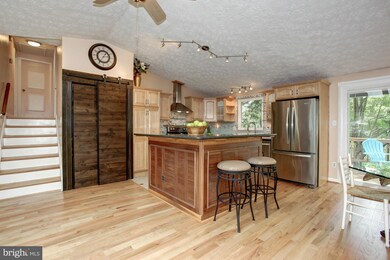 3008 Gatepost Ln, Herndon, VA 20171 - photo 7