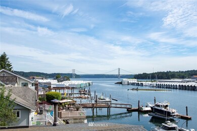 1945 E Day Island Blvd W, University Place, WA 98466 - photo 5