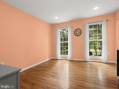 8 Hunting Horn Cir, Reisterstown, MD 21136 - photo 5