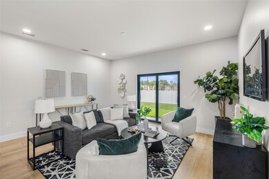 4308 W Gray St unit 6, Tampa, FL 33609 - photo 6