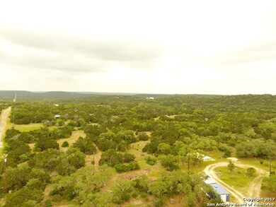 0 Cr 242 unit 1237059, Hondo, TX 78861 - photo 4