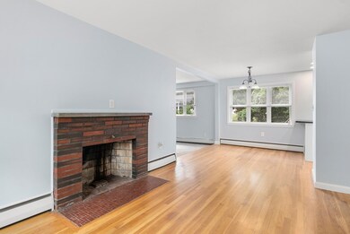 542 Trapelo Rd, Waltham, MA 02452 - photo 7