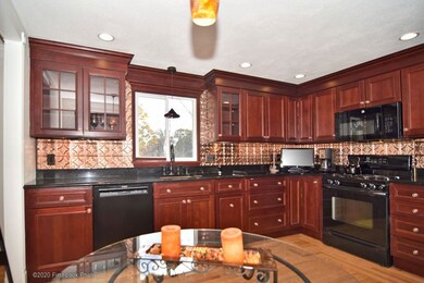 44 Gorton Holden Terrace, Warwick, RI 02886 - photo 2