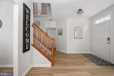 8963 Hanson Grove Ct, Manassas, VA 20109 - photo 7