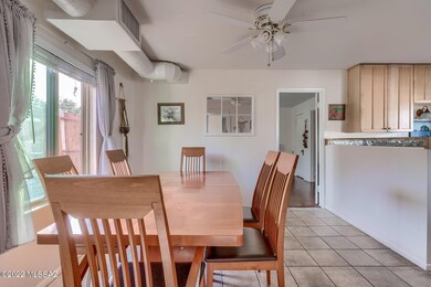 Guest house dining area.