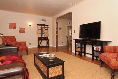 Living Room w/Fireplace #3
