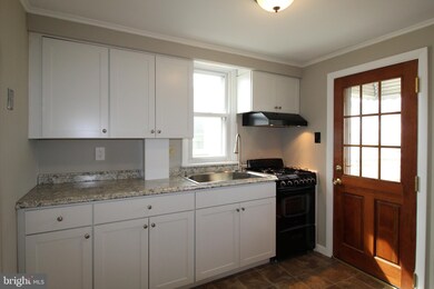 315 Jansen Ave, Essington, PA 19029 - photo 5