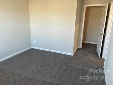 135 Vermillion Loop, Statesville, NC 28625 - photo 5