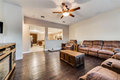 406 Oxford Dr, Wylie, TX 75098 - photo 5