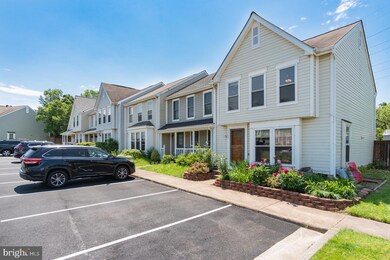 22388 Stablehouse Dr, Sterling, VA 20164 - photo 3