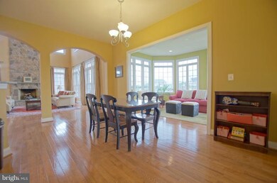 19379 Wrenbury Ln, Leesburg, VA 20175 - photo 6