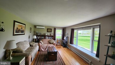 2988 Bedminster Rd, Perkasie, PA 18944 - photo 7