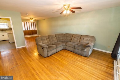 43 Rose Ln, Lansdowne, PA 19050 - photo 2