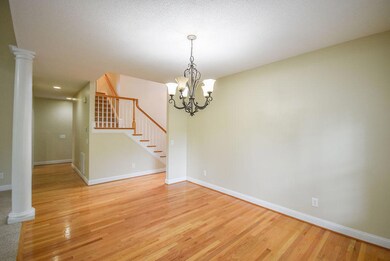 14DiningRoom