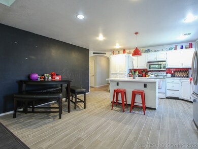 3709 S 200th East Ave, Broken Arrow, OK 74014 - photo 7