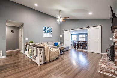 21 Grisham Cir, Bella Vista, AR 72715 - photo 3