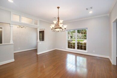 10106 Pine Forest Rd, Houston, TX 77042 - photo 3
