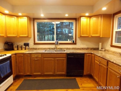 Kitchen - all pine hardwood fl