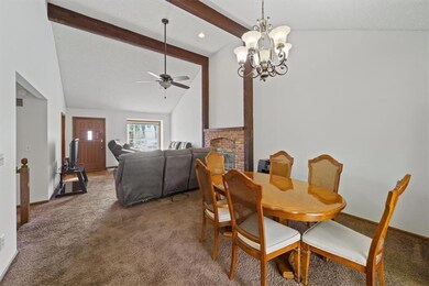 9925 Edelweiss Cir, Shawnee, KS 66203 - photo 6