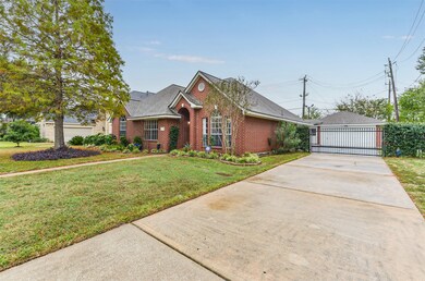 4007 Cypress Grove Ln, Houston, TX 77088 - photo 3