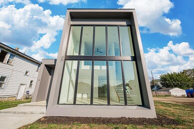 90 Derrer Rd, Columbus, OH 43204 - photo 2