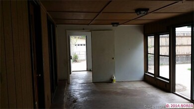 223 S Normal Ave, Claremore, OK 74017 - photo 2