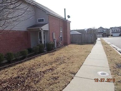RT SIDE CORNER LOT