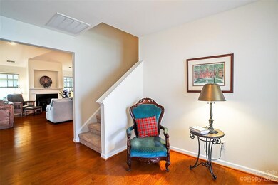 26 Loftin St unit O2, Weaverville, NC 28787 - photo 4