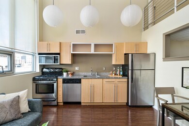 60 E Spring St #204_MLS_08