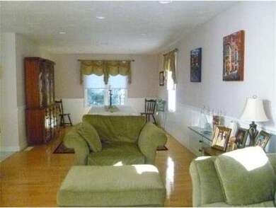 22 Cobbler Ln, Sharon, MA 02067 - photo 2