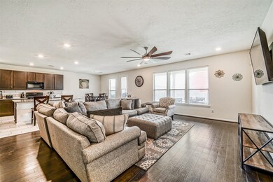 3706 Eastbury Ln, Pearland, TX 77584 - photo 6