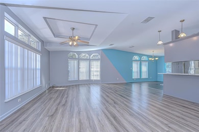 37428 Lupine Dr, Zephyrhills, FL 33541 - photo 6