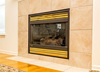 17 Donegal Way, Saratoga Springs, NY 12866 - photo 4