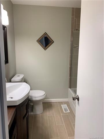 109 Tipperary Dr, Asheville, NC 28806 - photo 5