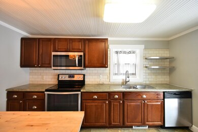 995 Mill St, Zumbrota, MN 55992 - photo 3