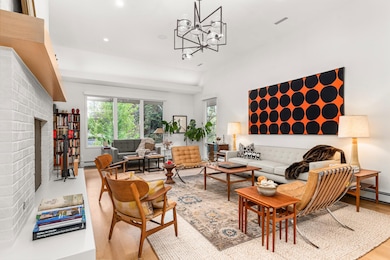 2127 S Helena St, Spokane, WA 99203 - photo 4