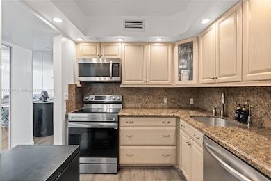 Coronado Towers unit 829, Aventura, FL 33180 - photo 3