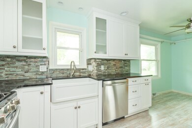 10031 Handel St, Portage, MI 49024 - photo 4