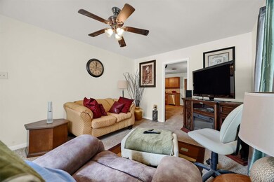 1302 N Brents Ave, Sherman, TX 75090 - photo 4