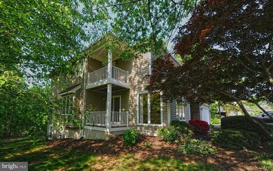 9004 S Pointe Ln, Lorton, VA 22079 - photo 3