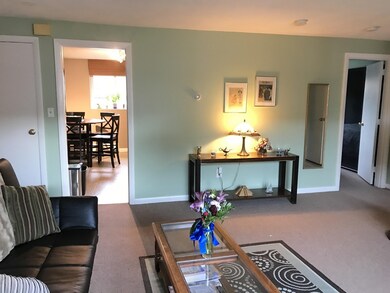 40 Bryon Rd unit 6, Chestnut Hill, MA 02467 - photo 3