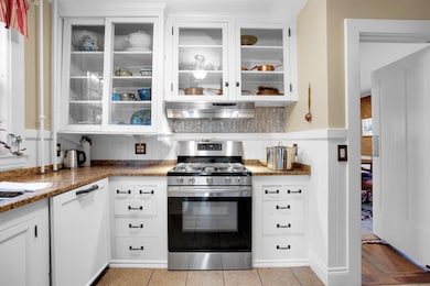 505 Deweys Mills Rd, Hartford, VT 05047 - photo 7