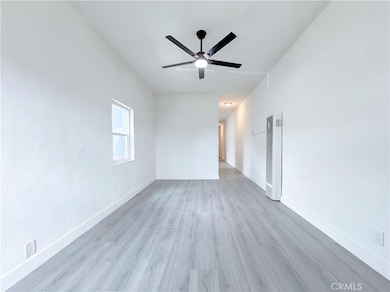 10408 Kalmia St, Los Angeles, CA 90002 - photo 7